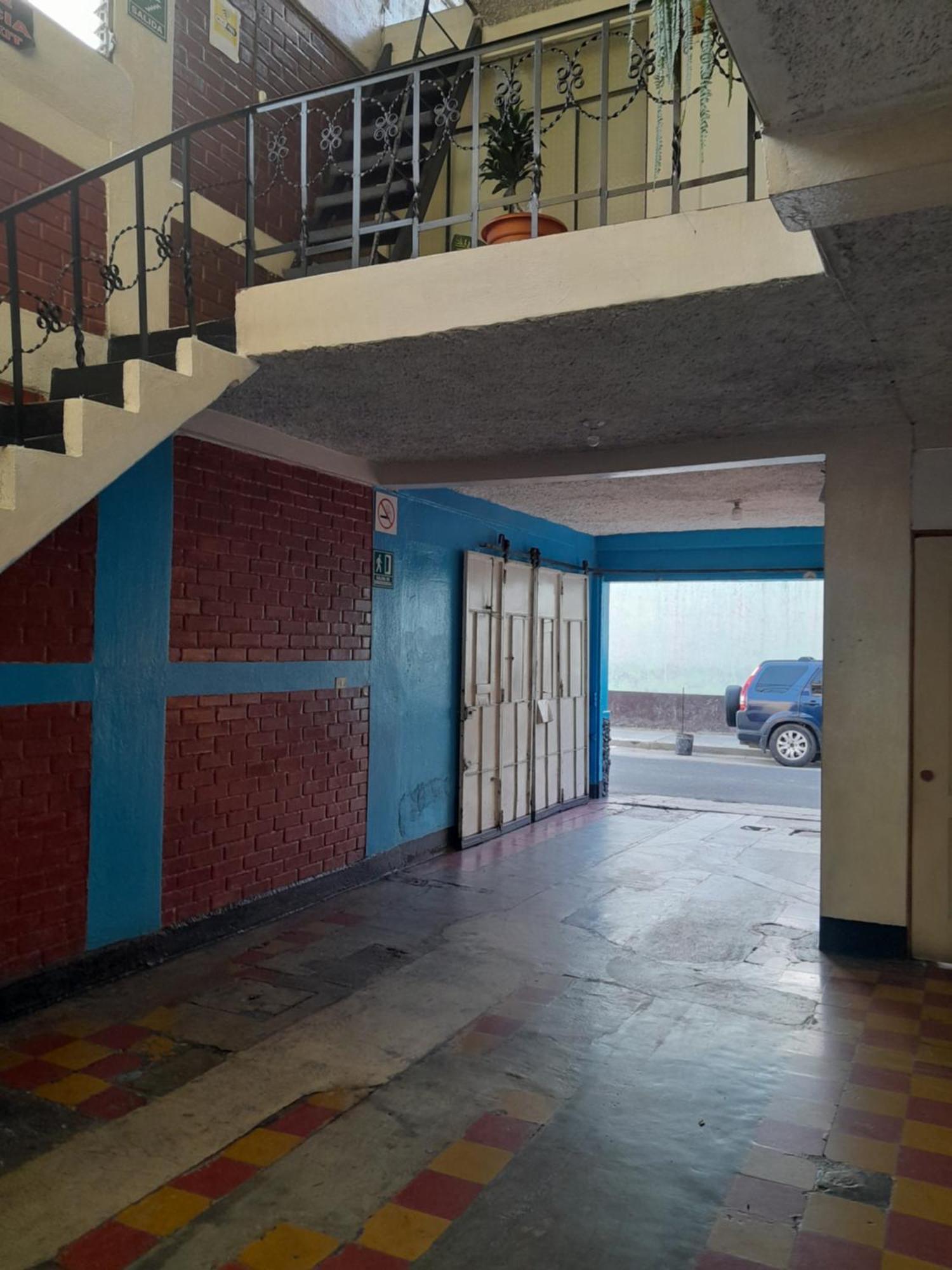 Hotel El Meson Guatemala Exterior foto